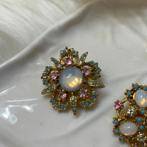 MOONSTONE & MULTI-COLORED RHINESTONE BROOCH PAIR - Picture 3 of 7